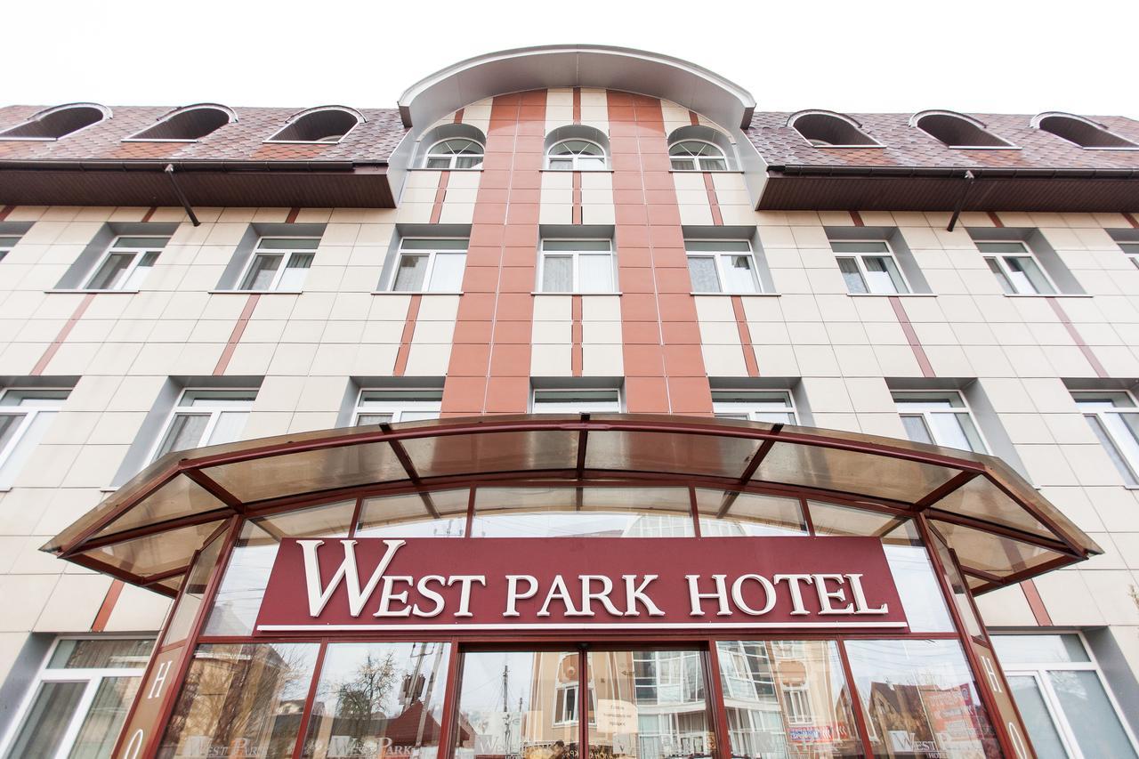 West Park Hotel Sofiivska Borshchahivka Eksteriør billede