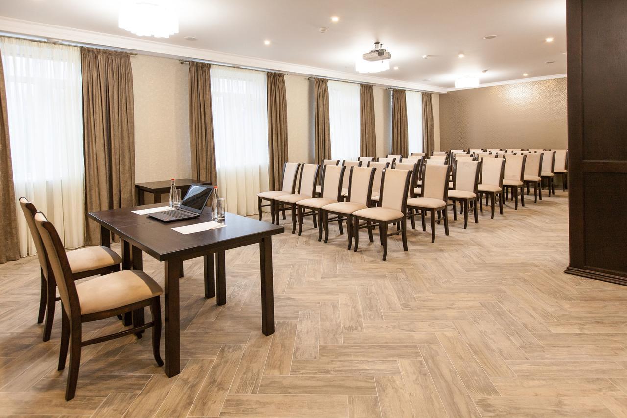 West Park Hotel Sofiivska Borshchahivka Eksteriør billede