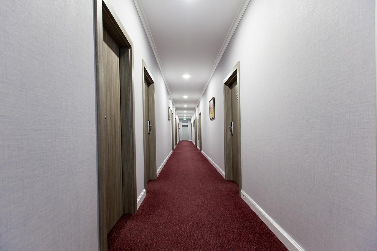 West Park Hotel Sofiivska Borshchahivka Eksteriør billede